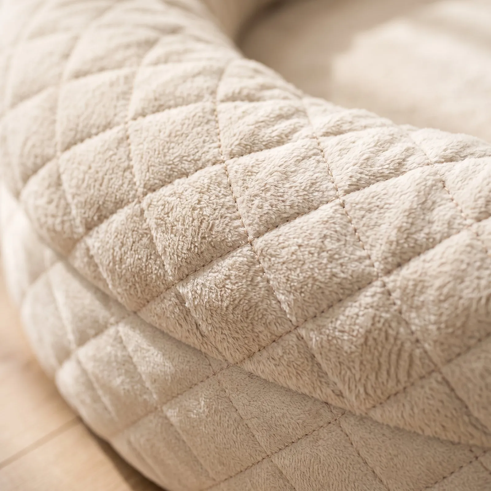 Close-up of the quilted fleece surface